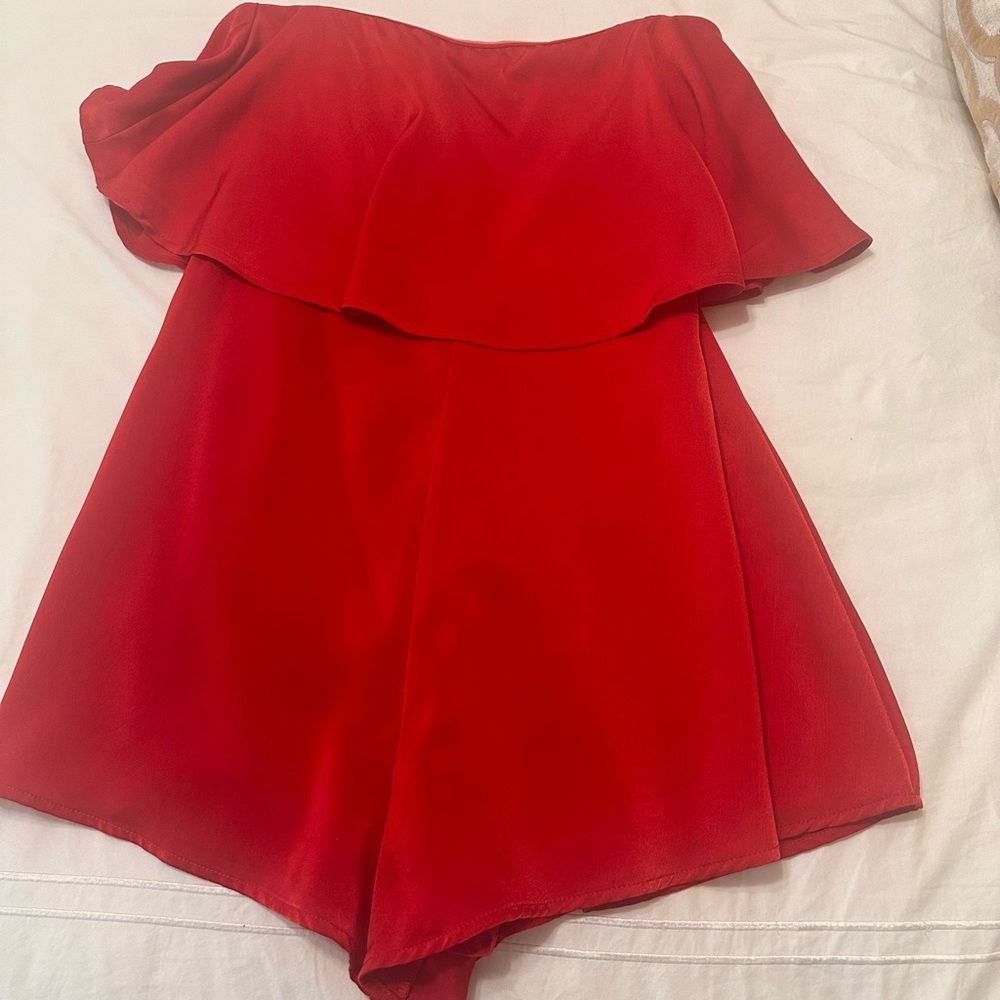 Le Lis red romper